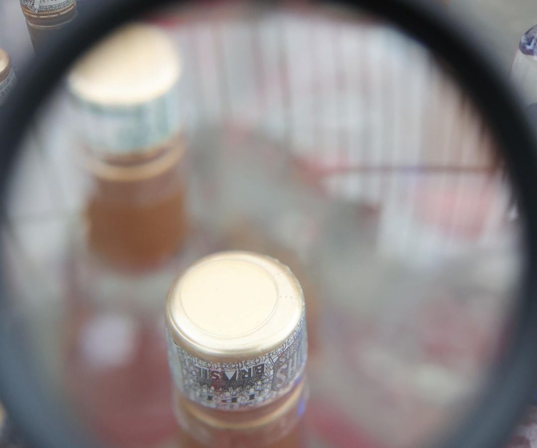 Brasil tem 47 casos de intoxicação por metanol; mortes chegam a nove