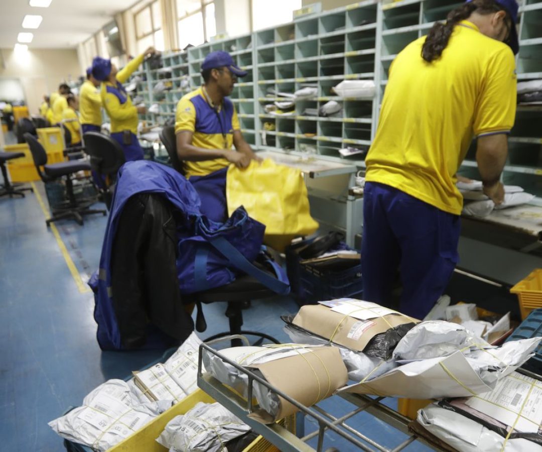 Haddad defende parcerias para reestruturação dos Correios