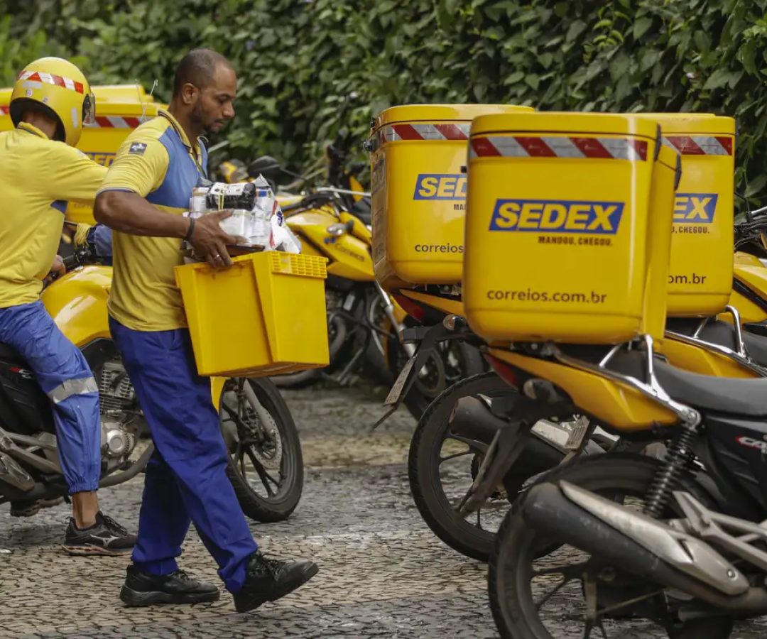 Tesouro aprova empréstimo de R$ 12 bilhões para os Correios