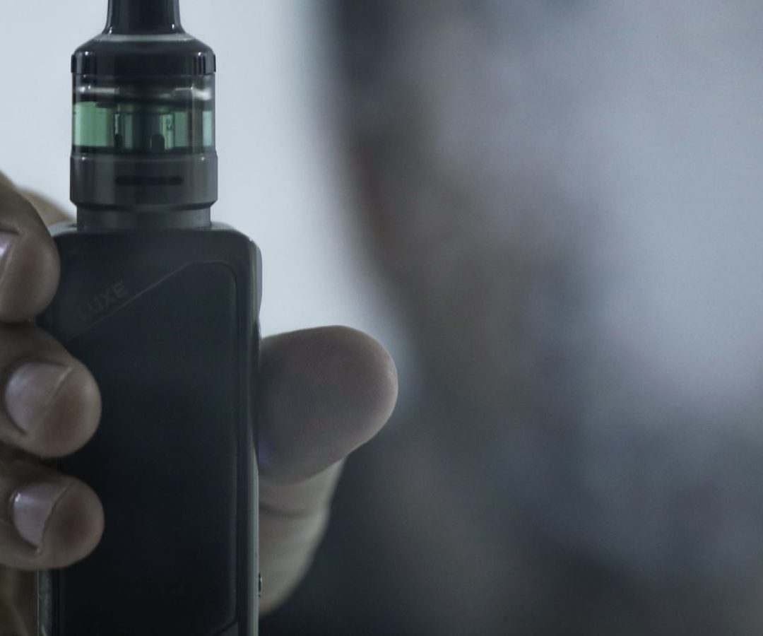 Anvisa e MPF assinam acordo para combater cigarros eletrônicos